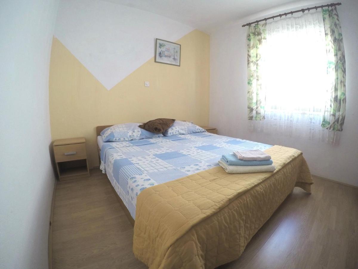 Apartments And Rooms By The Sea Bibinje, Zadar - 6199 Exterior photo